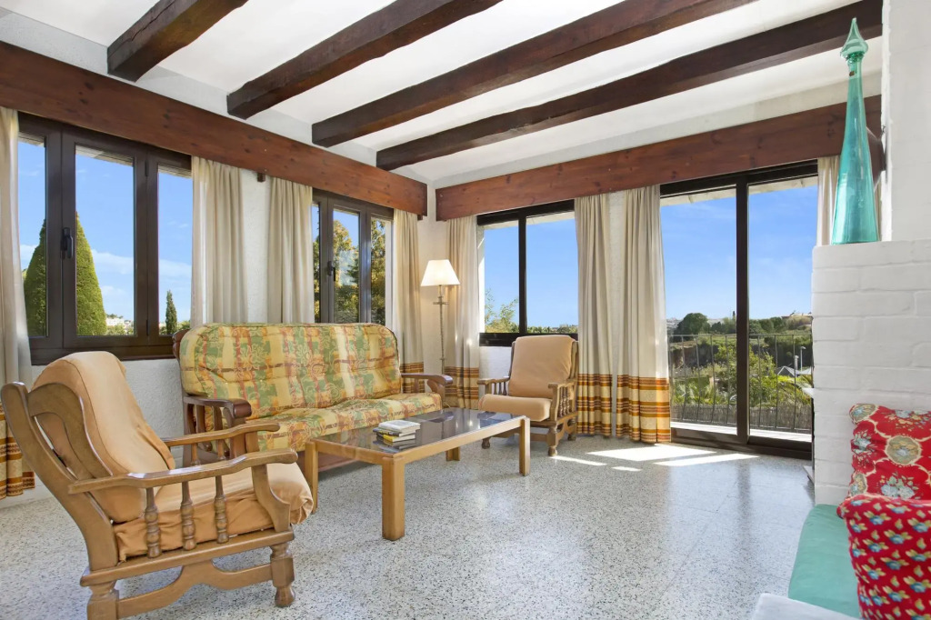 Mas Guelo in Blanes with 3 bedrooms and 2 bathrooms