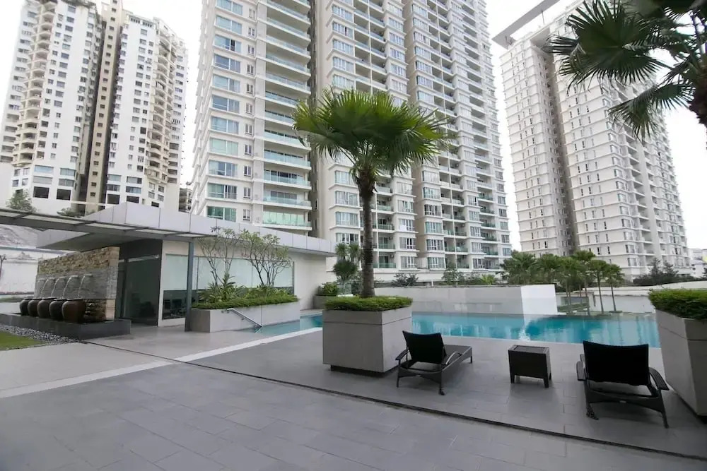 Spacious Suite Next to Nexus & Capri Bangsar South