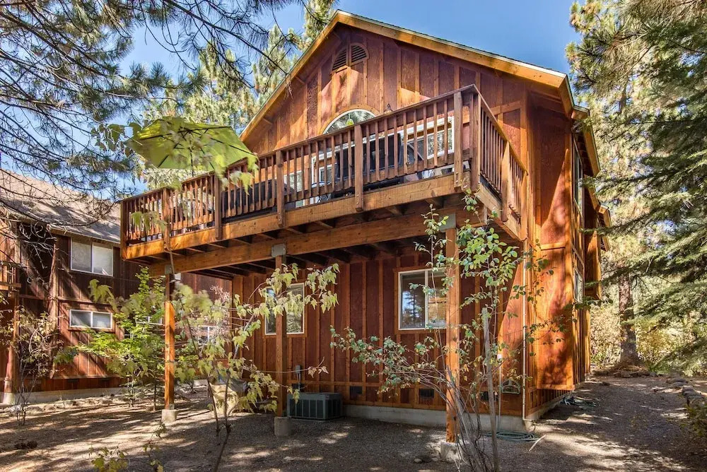 3BR 2 5BA Kings Beach Chalet by RedAwning