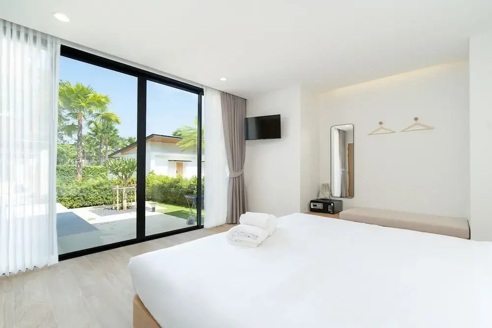 The Season Resort