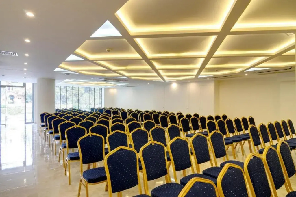 Athens Avenue Hotel