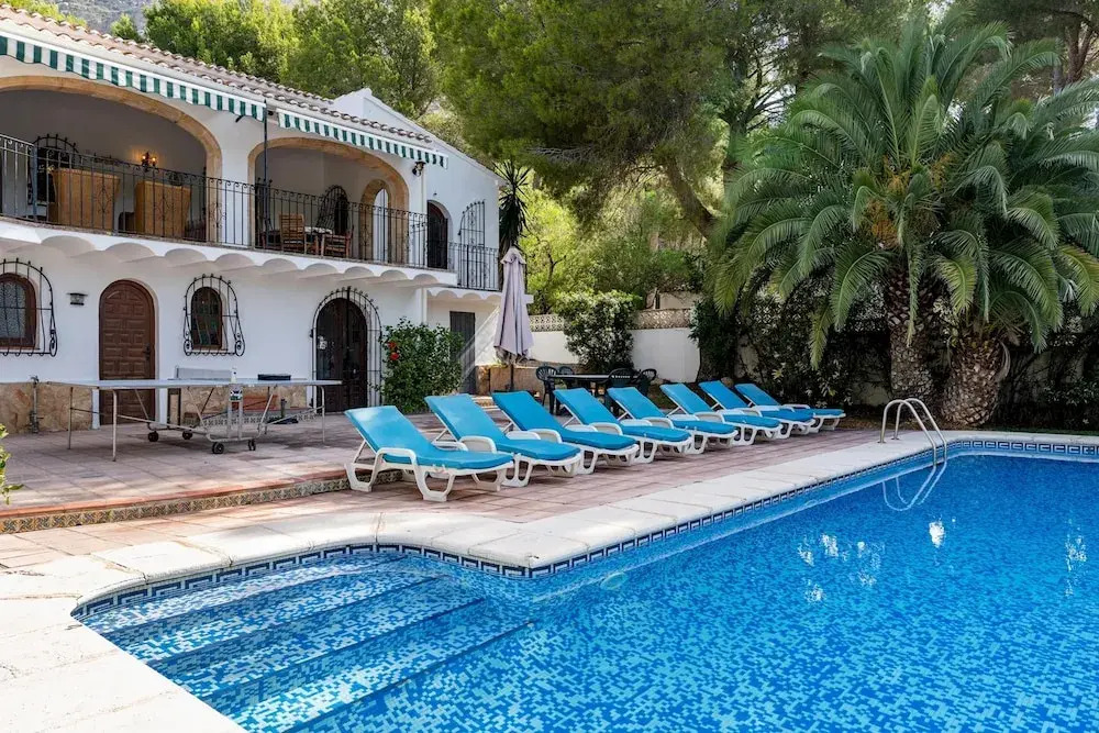 Villa Rosa in Javea With 4 Bedrooms and 3 Bathrooms