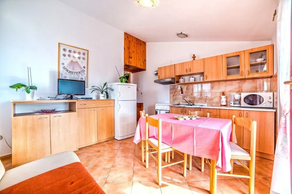 Apartment Zivkovic / Riana / One-bedroom Apartment With Sea View