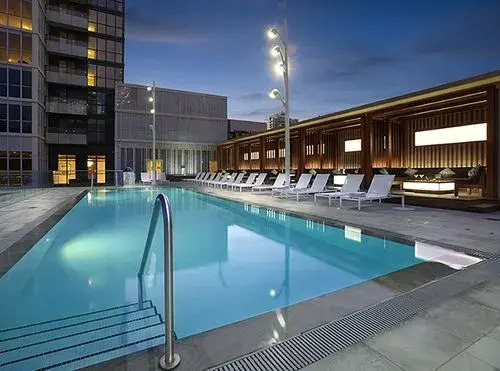 Applewood Suites - Front Street West