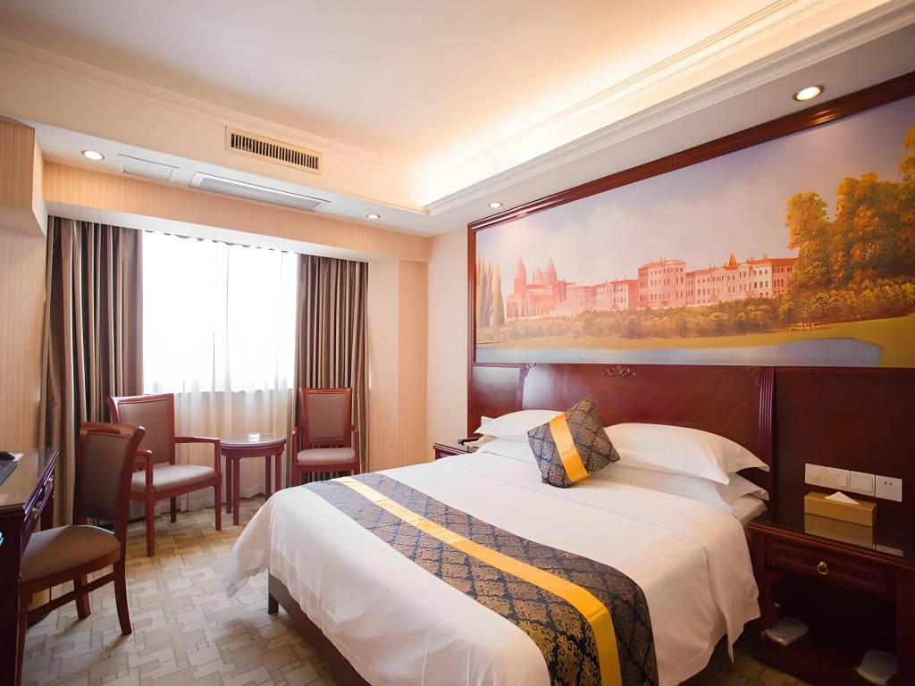 Vienna Hotel Nanning Train Station