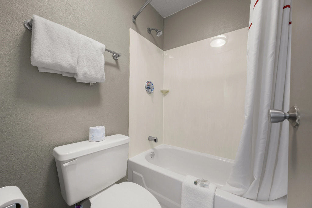 Red Roof Inn Detroit - Royal Oak/Madison Heights