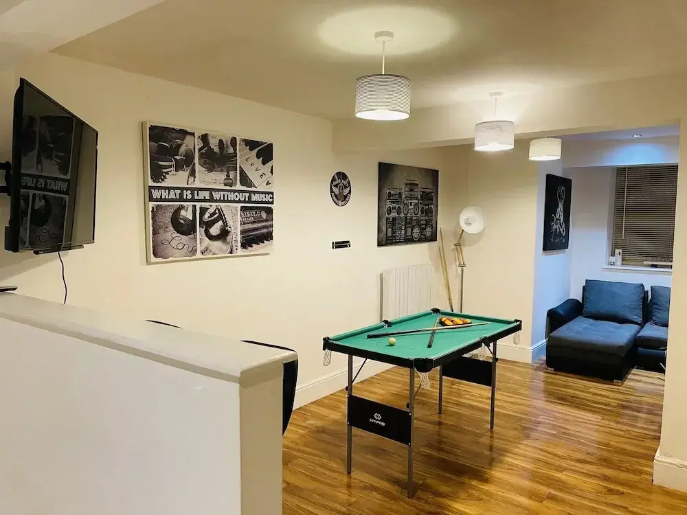 Hidden Hot Tub Retreat Apartment in Nottingham