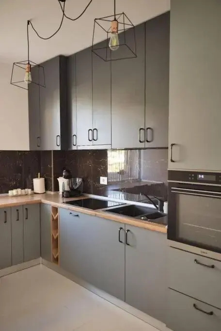 Apartament cu 3 camere Prima Universității