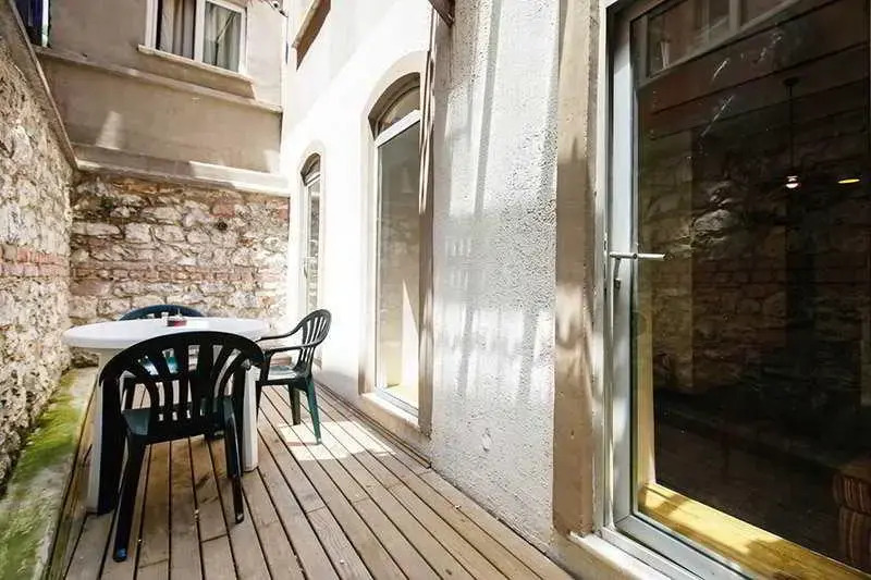 Ala Suites