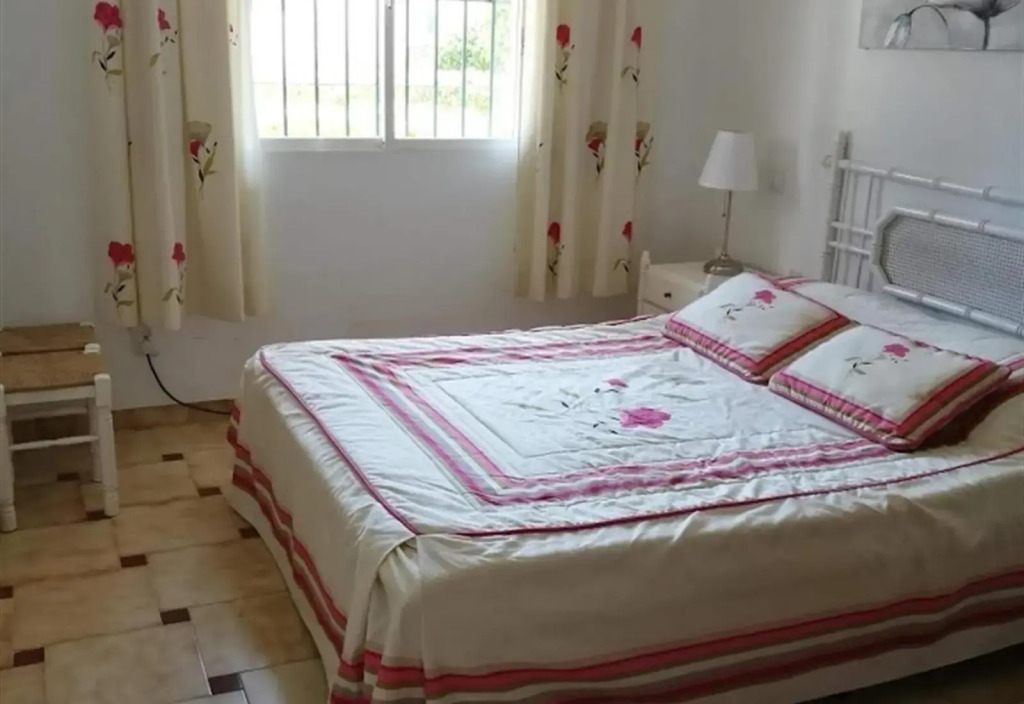 3 bedroom Spacious Apartment