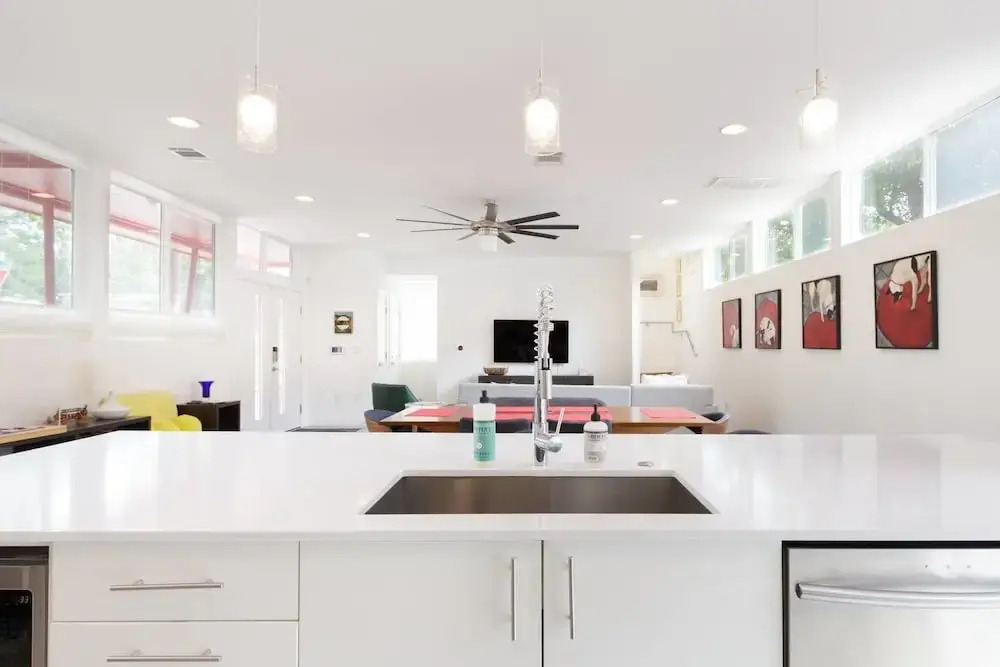 Bask in Light at an Artistic Townhouse Minutes From Downtown