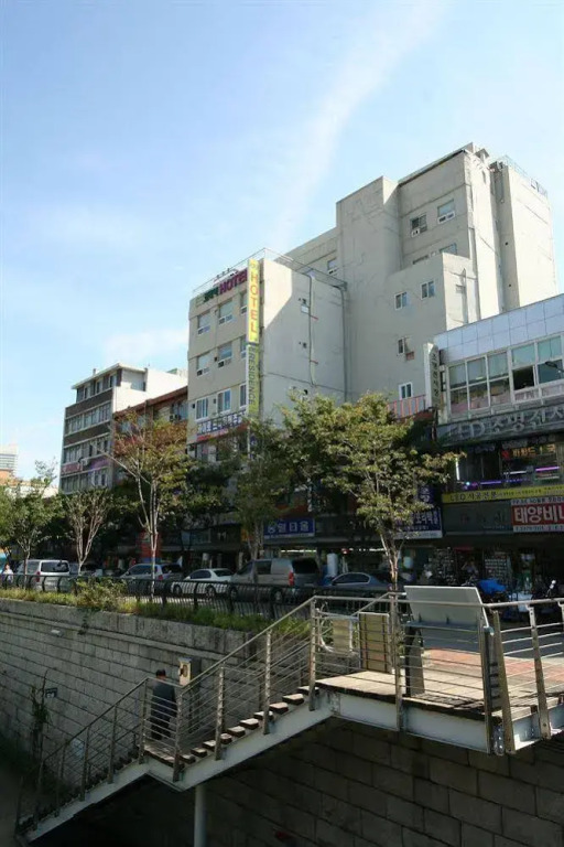 Korea Residence and Hotel