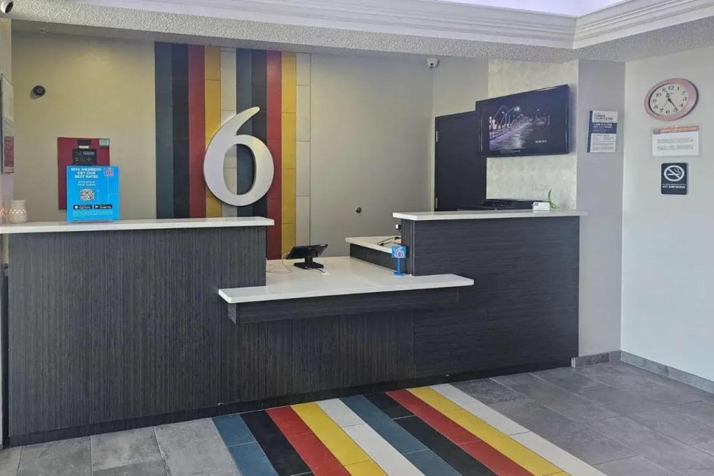 Motel 6 Sinton TX