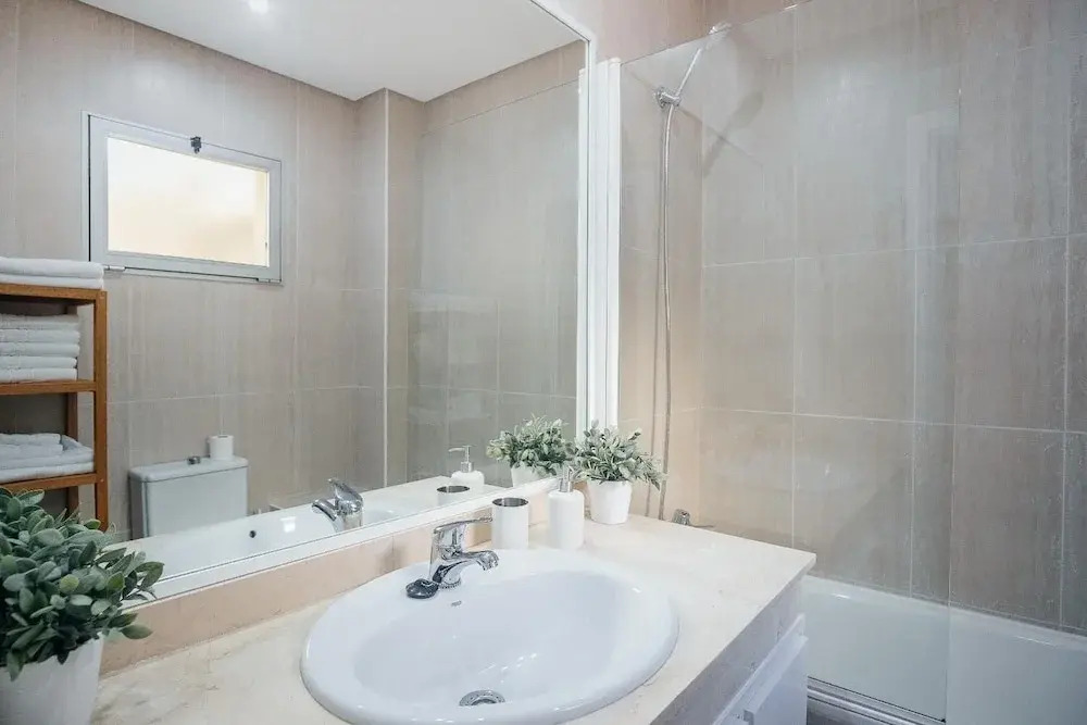 Iakai Homes Antonioni