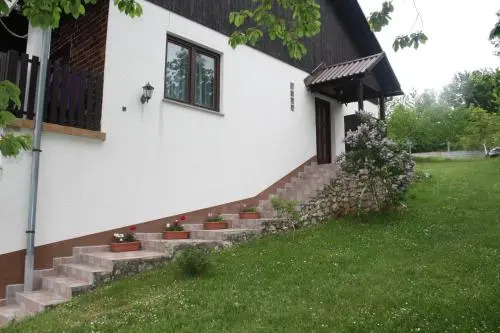 Guest House Tone