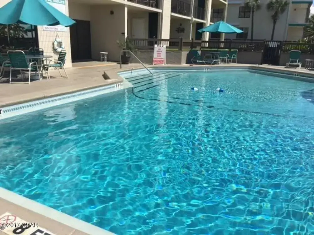 Mariner East Beach Resort Unit: 108 by Forehand Rentals