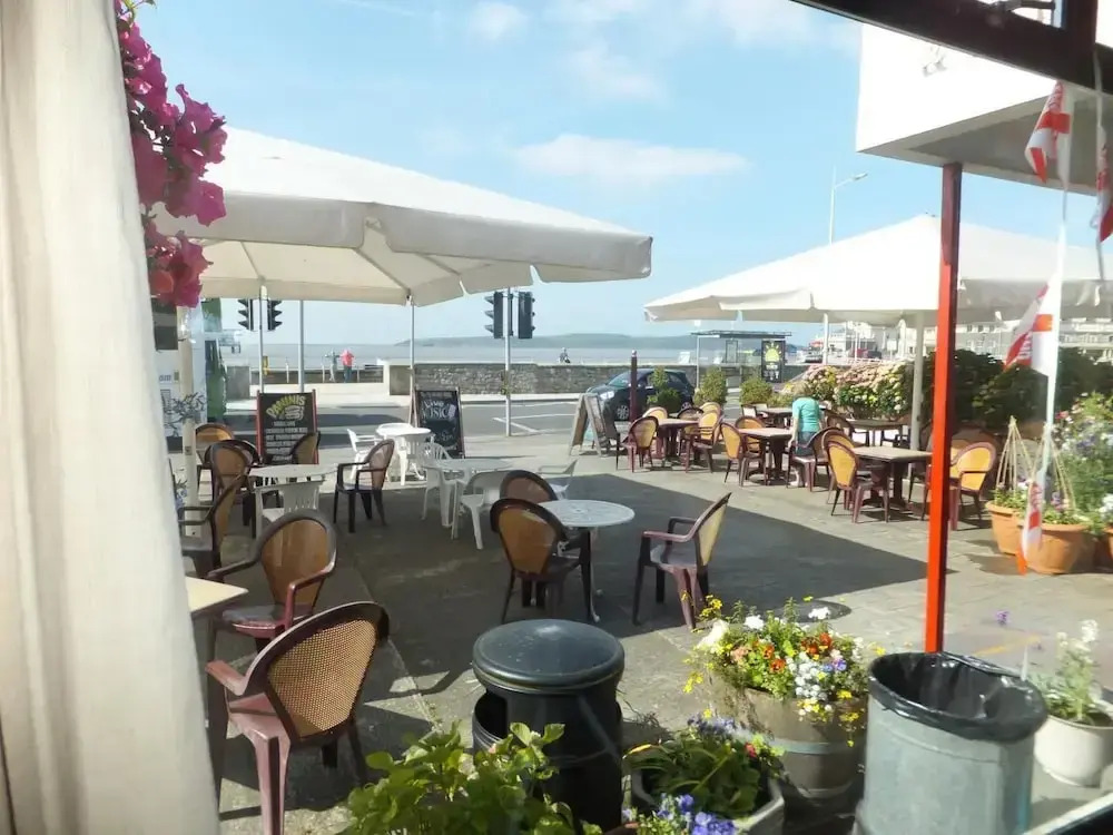 Seaward Hotel