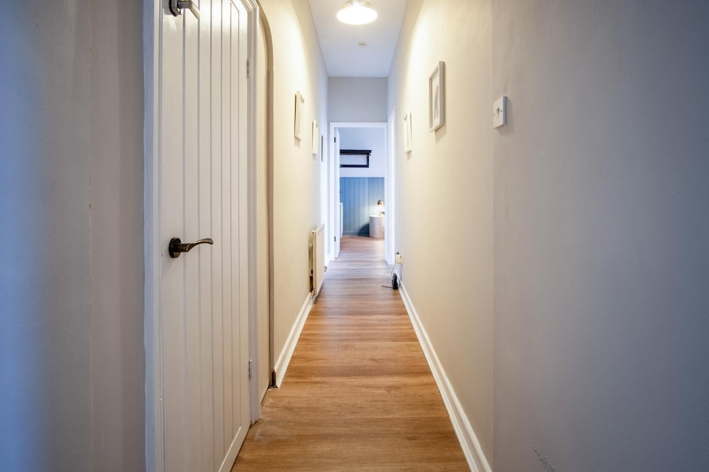 Tide & Tee - 2 Bedroom Apartment - Penally - Tenby