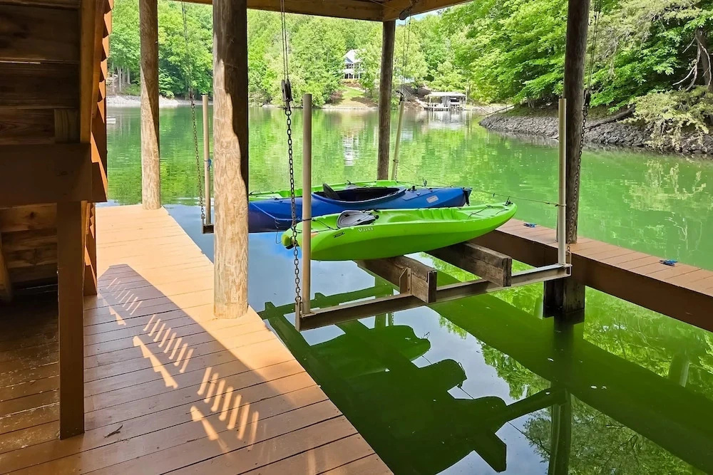 Osprey Cove - Custom Lakefront Home With 2-story Dock, Wifi, Game Room and Fireplace