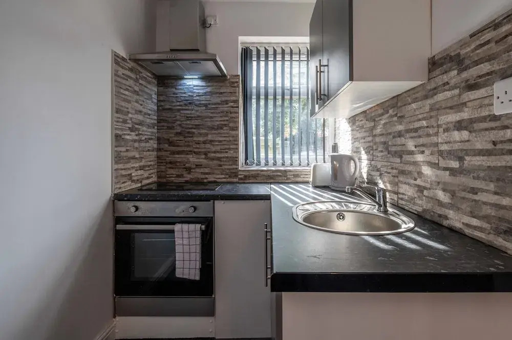 Inviting 1-bed Studio6 in Coventry