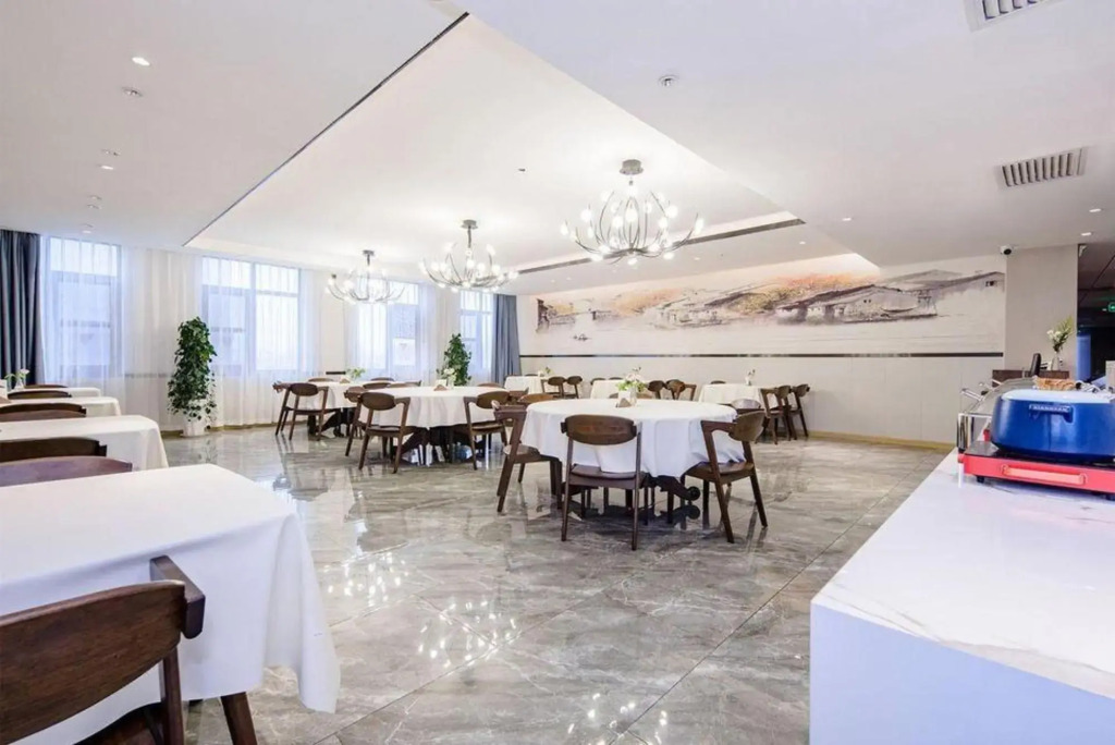 H Hotel (Yinchuan Xinhua East Street)
