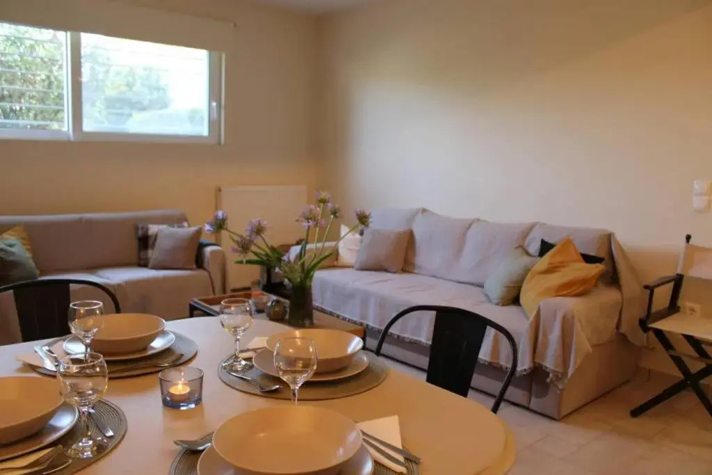 Aretis St Apartment
