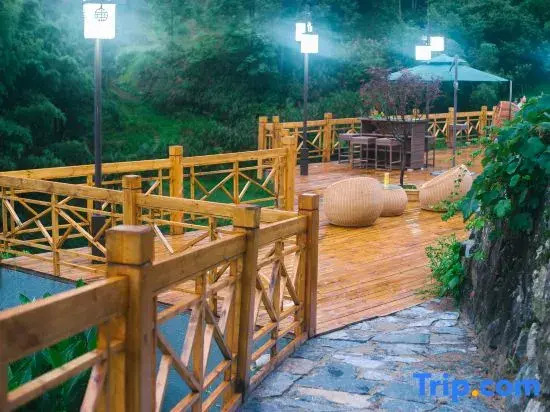 Ru Inn