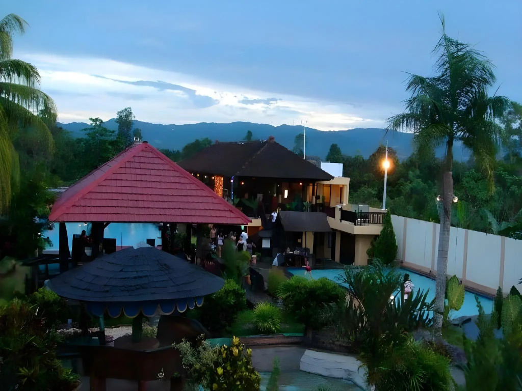 Wonua Monapa Hotel Resort