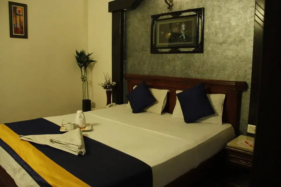 Hotel Garden View - Near Karol Bagh Metro Station and Gaffar Market