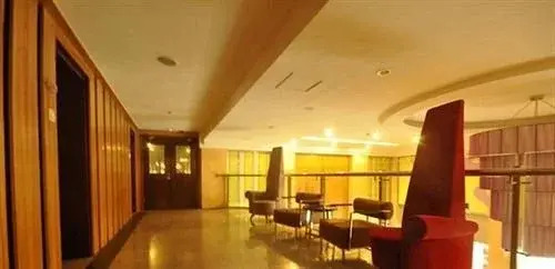 Echarm Hotel (Zhengzhou Conference and Exhibition Center Hongzhuan Road)