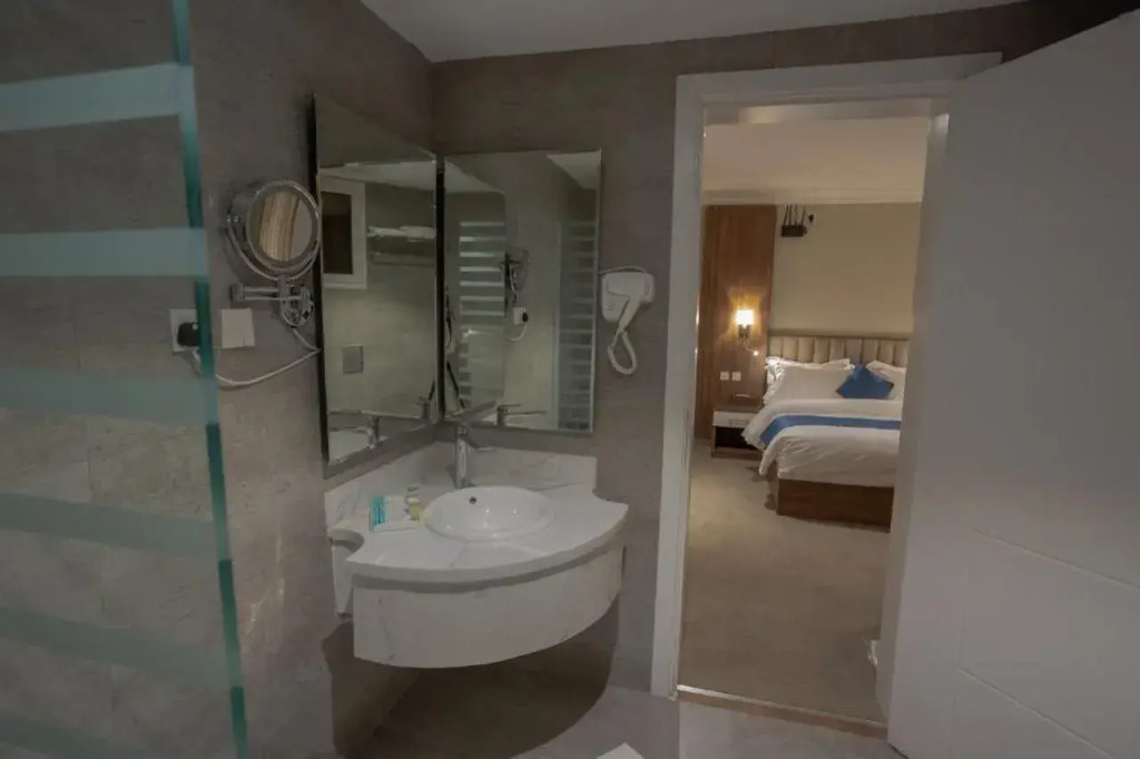 Sweet Light Serviced Apartments