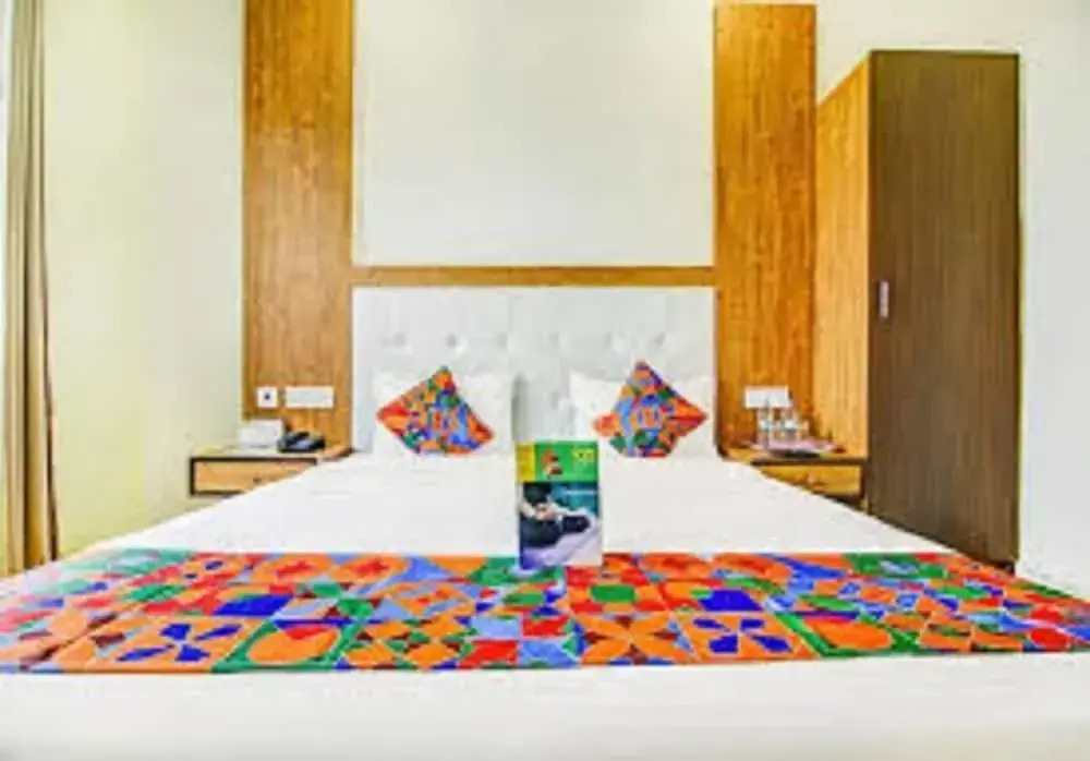 Hotel Lazeeno Classic