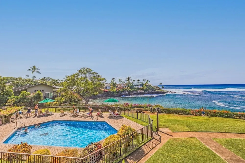 Napili Point B33 1 Bedroom Oceanfront Condo 1 Condo by RedAwning