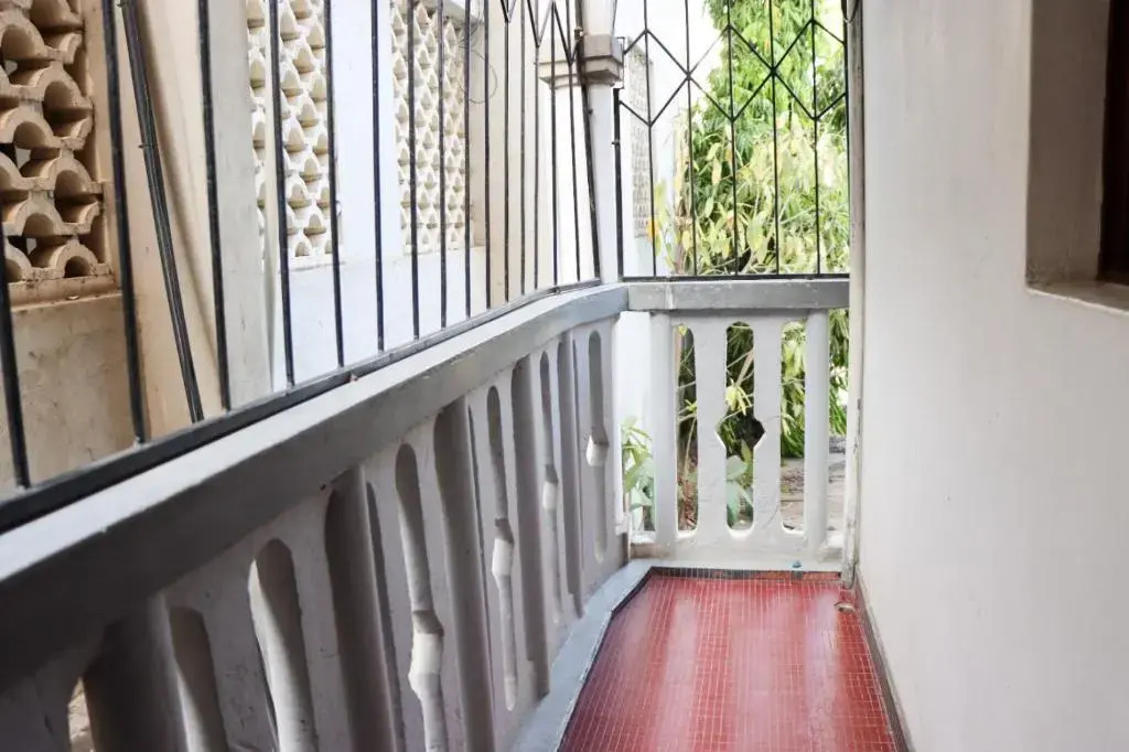 Darajani Hotel