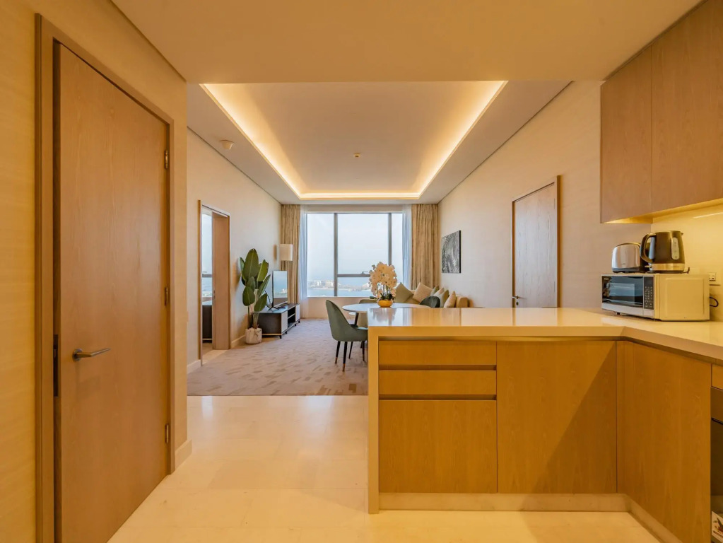 Palm Jumeirah- The Palm Tower 1 2205
