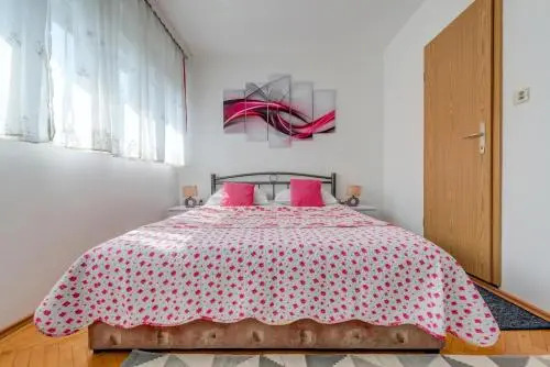 Rooms Alijev