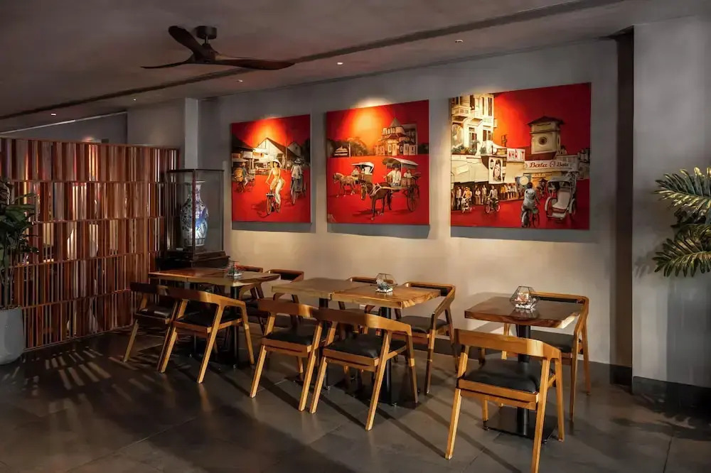 Triple E Hotel Metro Ben Thanh