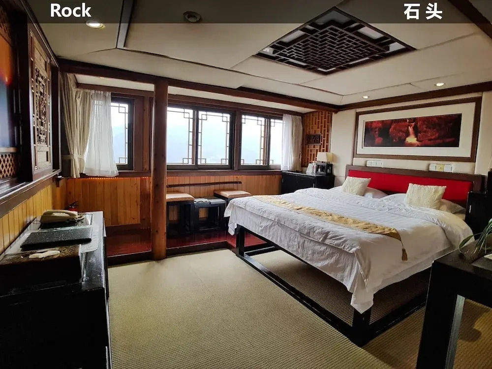 Li-An Lodge