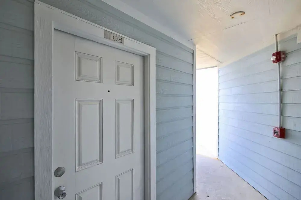 Seascape 1108 - 2 Br Condo