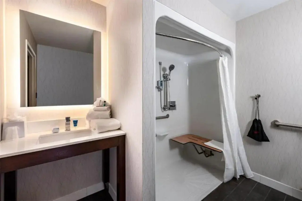 Radisson Hotel Fairview Heights - St Louis