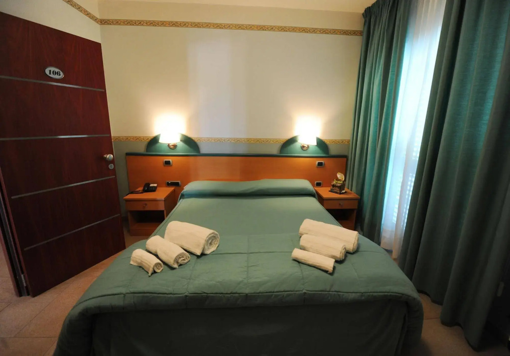 Santa Lucia Hotel