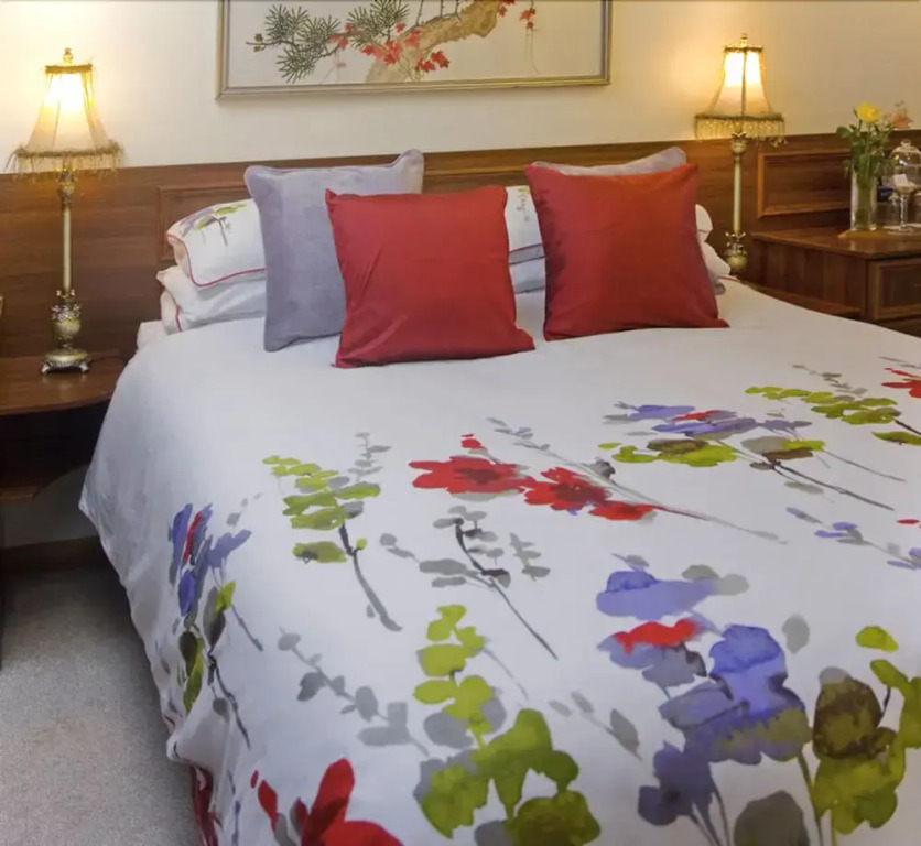 Grove Guest House