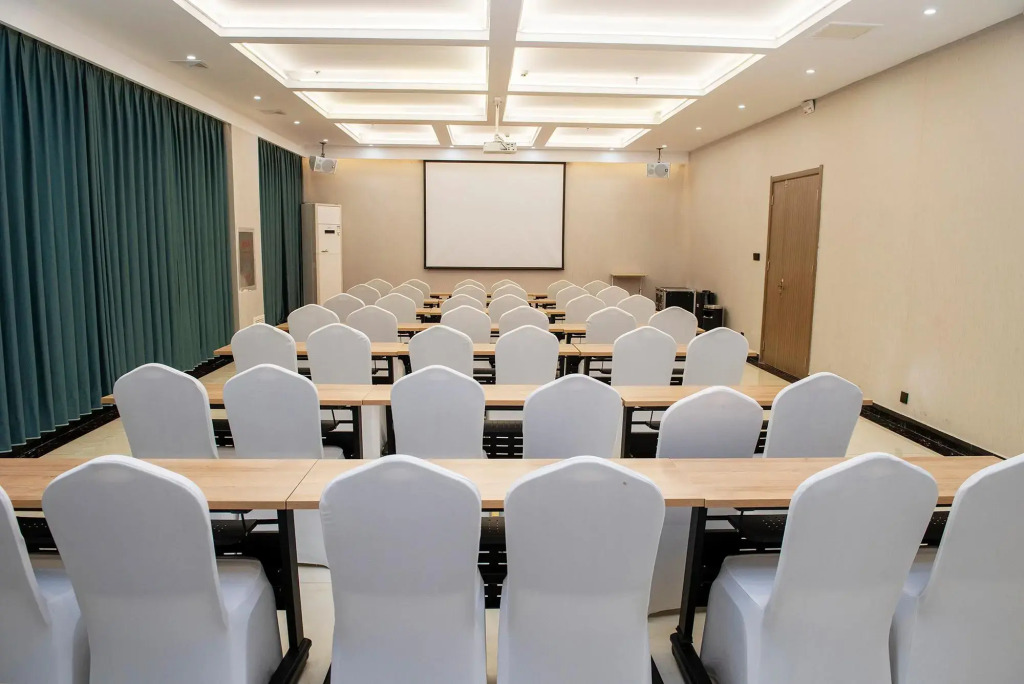Hanting Hotel Cixian Yizhong