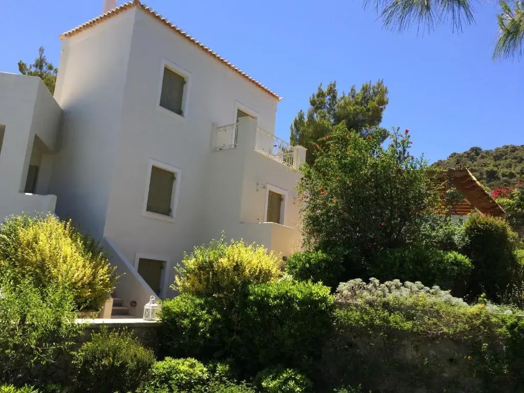 Xenon Estate