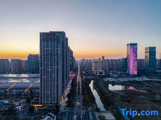 Aurora eSports Hotel (Hefei Binhu Sunac Mall Branch)
