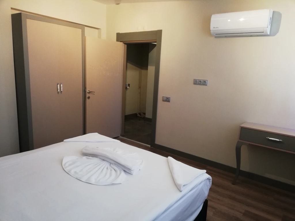 Microyal Hotel