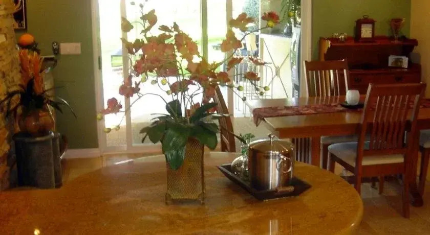 Gourmet Retreat on Fairway