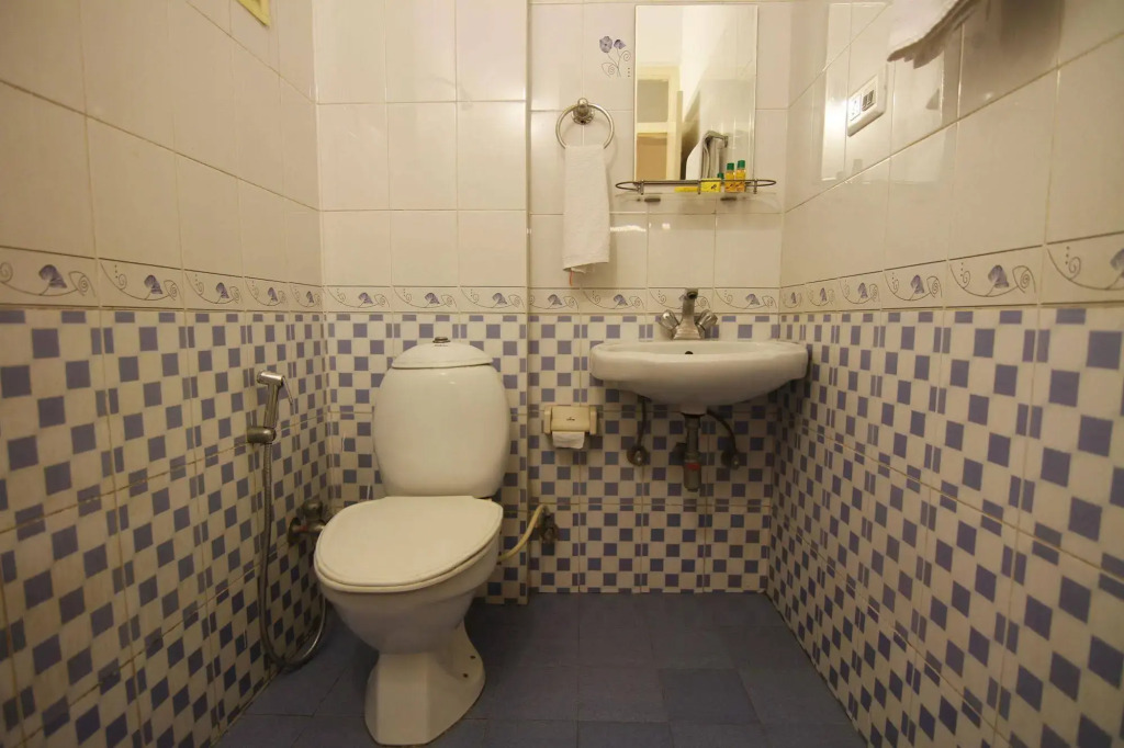 FabHotel Maruthi Domlur