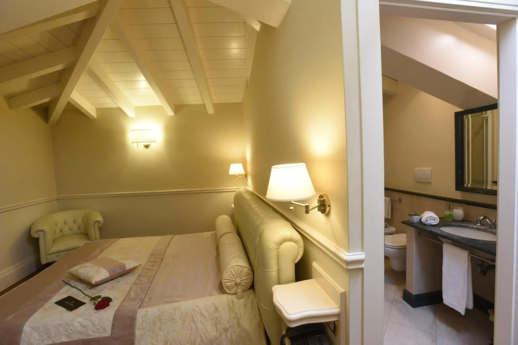 SANTA CHIARA SUITE HOTEL & SPA - Lecce
