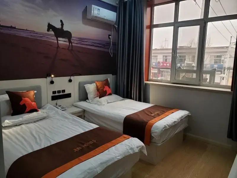 JUN Hotels Hebei Baoding Rongheng Jintai West Road